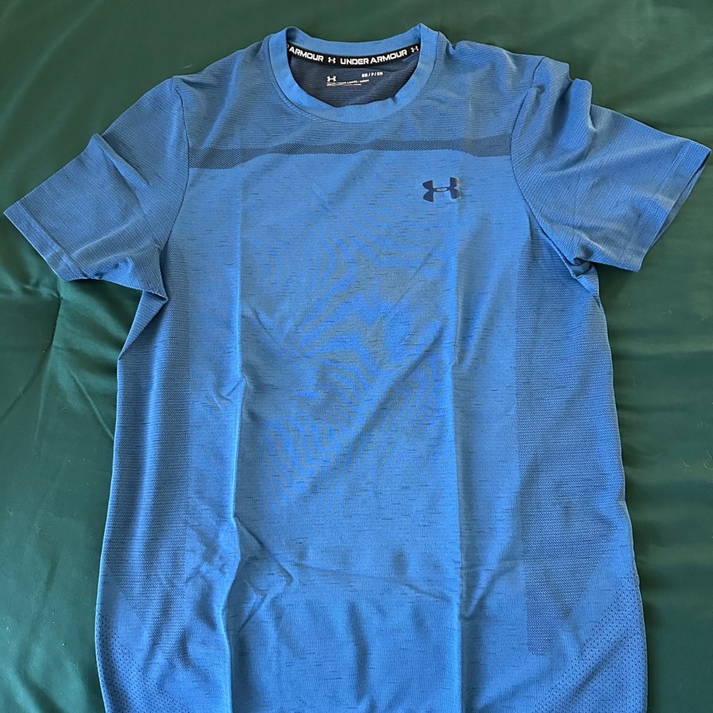 Under Armour Men's Short Sleeve Blue Tee